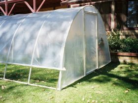 Cara Membuat green house sederhana dari PVC